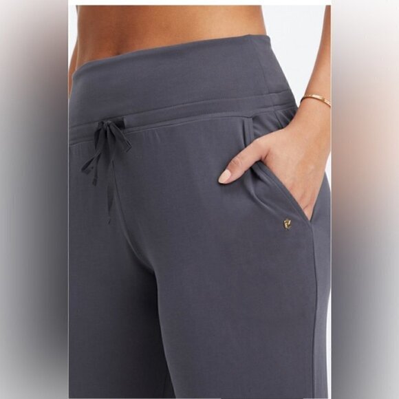 Fabletics Eco Sleek Knit Lounge Jogger Small - Picture 10 of 10